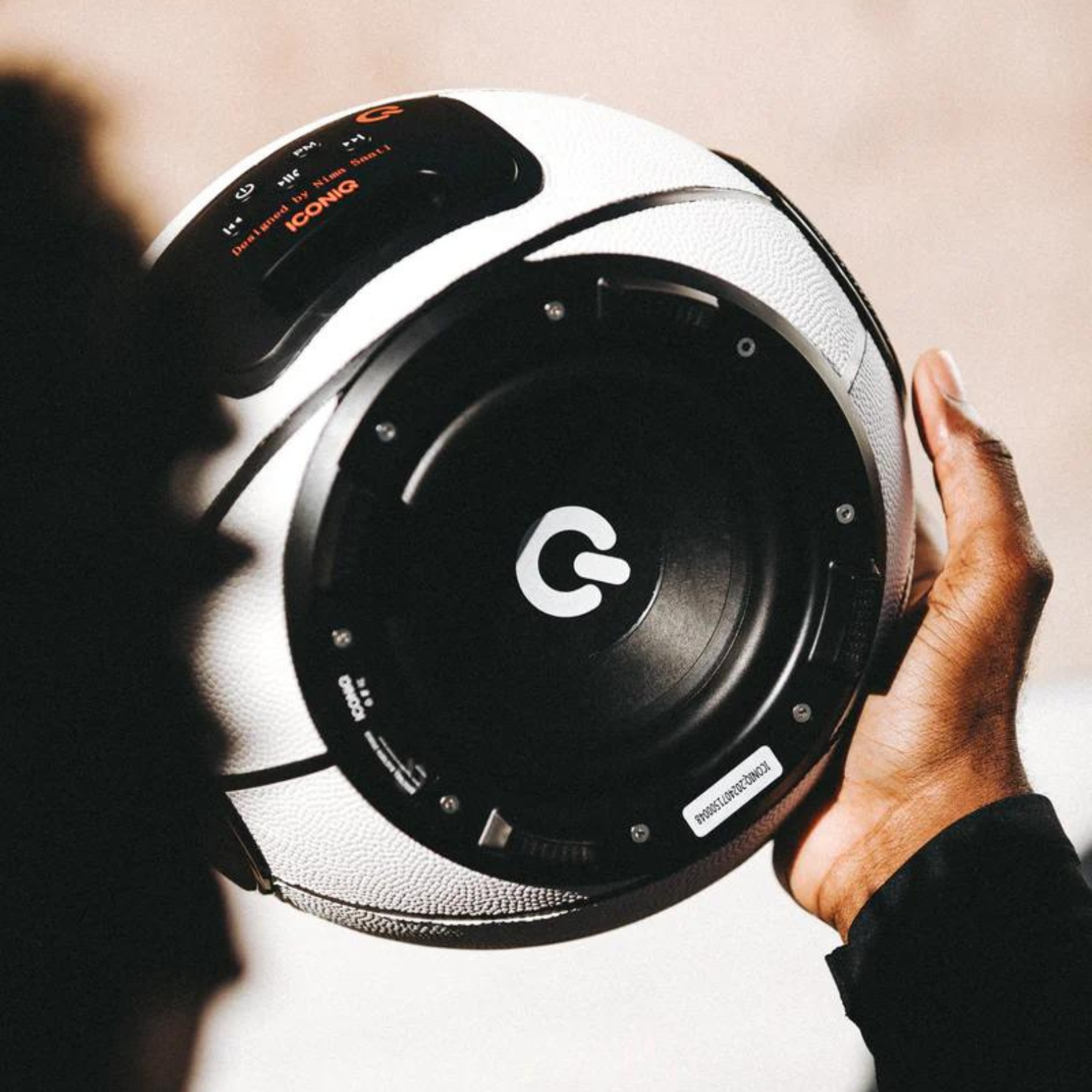 IconiQ Basketball Speaker - White