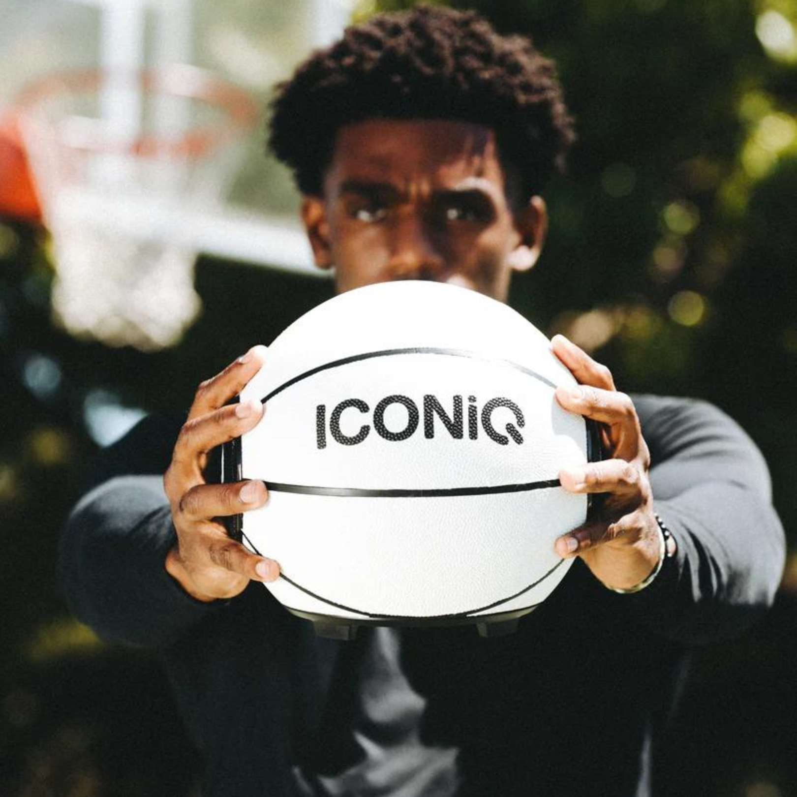 IconiQ Basketball Speaker - White