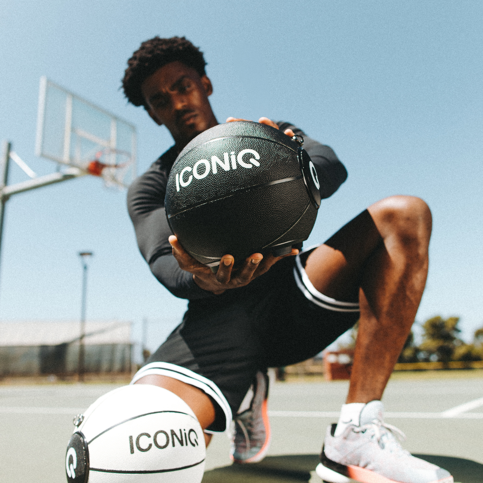 IconiQ Basketball Speaker - Black