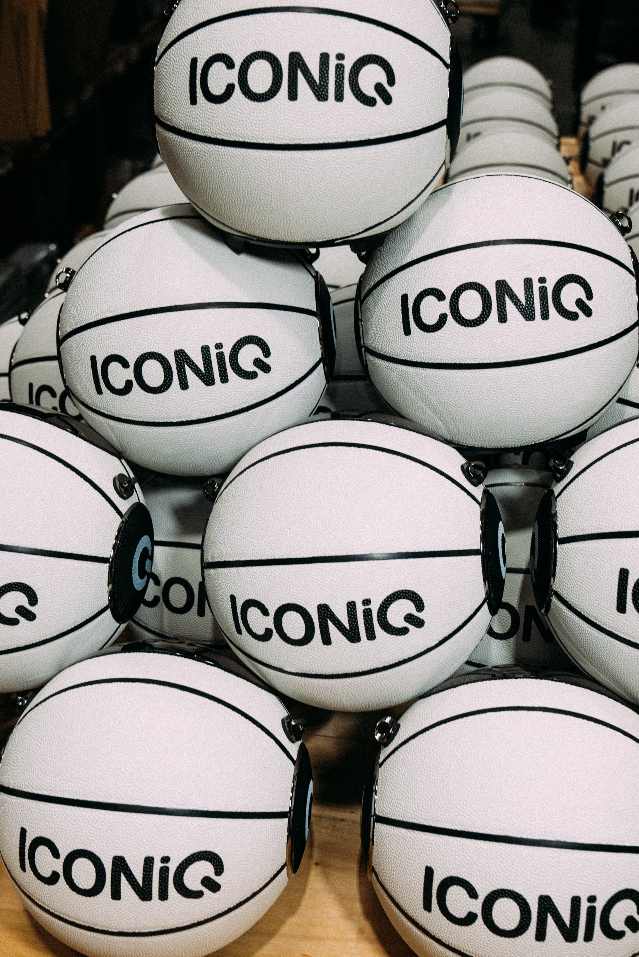 IconiQ Basketball Speaker - White